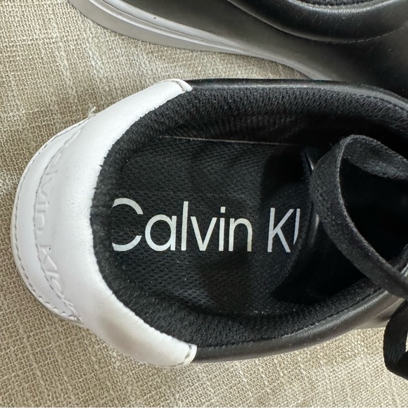 Calvin Klein Black and White Casual Sneakers Size 10 - Picture 7 of 8